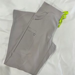 Gently used XS Kade cargo pants. Top not included.